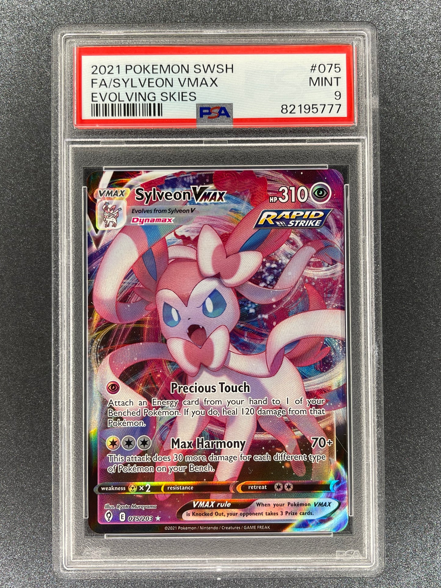 Sylveon VMAX 075/203 Evolving Skies Ultra Rare PSA 9 MINT